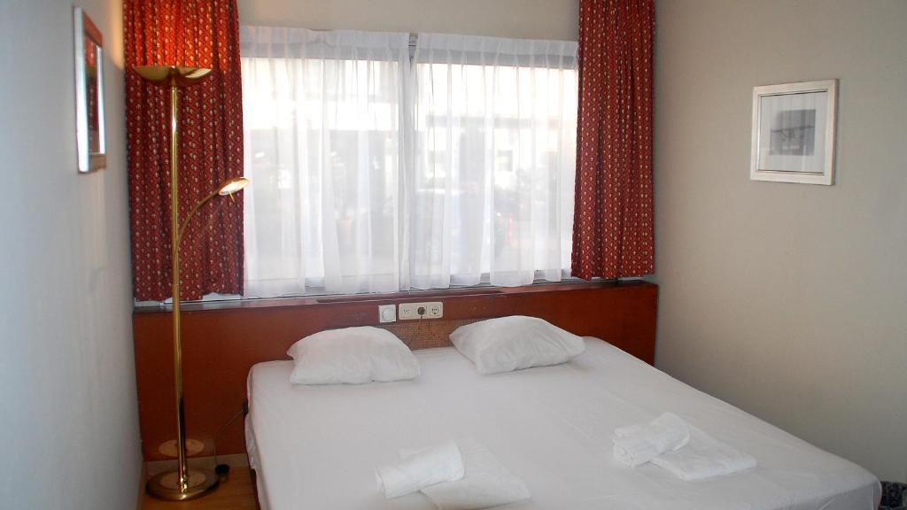 Budget Hostel Bargain Toko 암스테르담 객실 사진